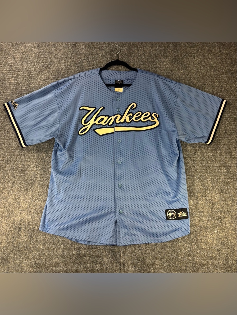 Vintage New York YANKEES Light Blue Jersey Majestic XL USA